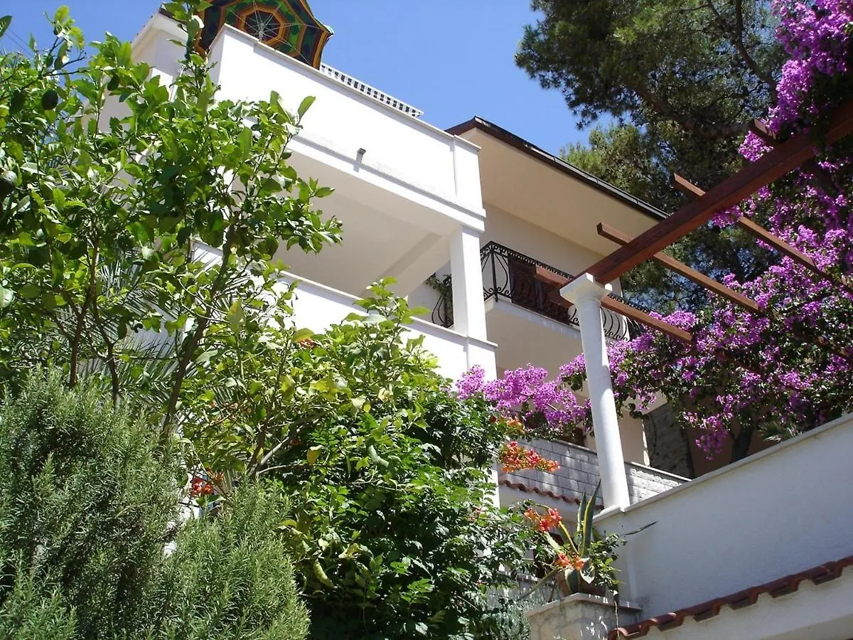 Apartments By The Sea Trogir - 11895