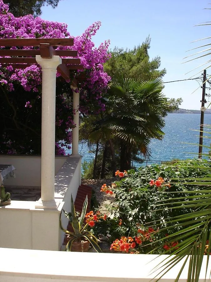 Apartments By The Sea Trogir - 11895